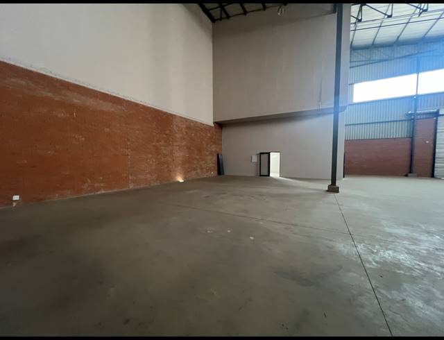 677M² WAREHOUSE TO LET IN COSMO BUSINESS PARK